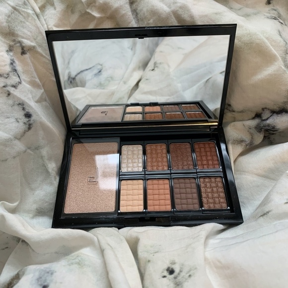 Doucee Freematic Eyeshadow Pro Palette *HOST PICK* - Picture 2 of 4